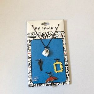 END OF YEAR SALE! | F.R.I.E.N.D.S Charm Necklace